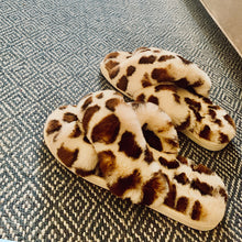 Load image into Gallery viewer, Perfect Posh Plush Slippers
